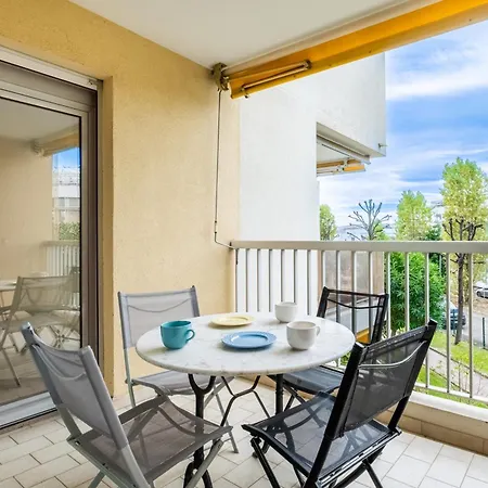 Le Lido T2 Piscine, Bord De Apartmán